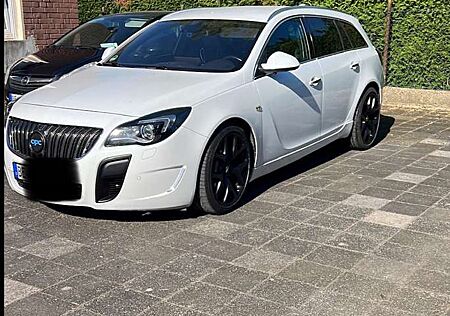 Opel Insignia 2.8 V6 Turbo 4x4 Sports Tourer Aut. OPC