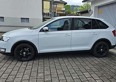 Skoda Rapid /Spaceback Spaceback 1,2 TSI Scoutline