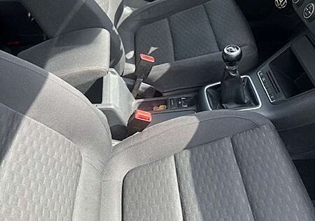 VW Tiguan Volkswagen 2.0 TDI DPF 4Motion Sport