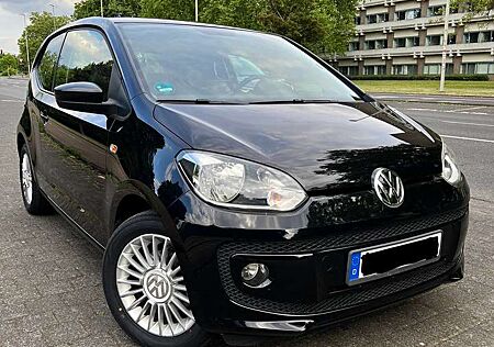 VW Up Volkswagen ! high ! 60 PS, Tüv Neu! Navi, 1. Hand, Freispre.