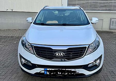 Kia Sportage 2.0 CRDi 184 4WD Automatik Fifa World Cup Edition