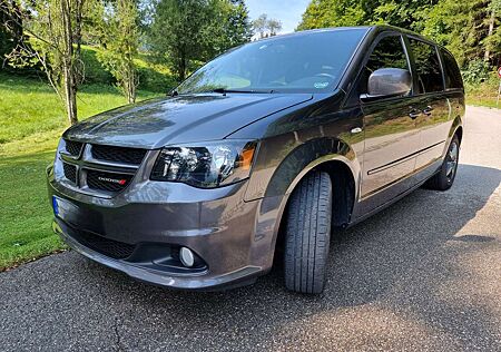Dodge Grand Caravan RT
