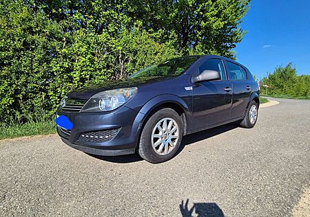 Opel Astra Fließheck 5-Türer 1.4 Selection 110 Jahre