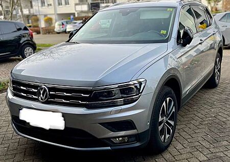 VW Tiguan Allspace Volkswagen 1.5 TSI IQ.DRIVE mit 7 Sitzen und Vollausstattung