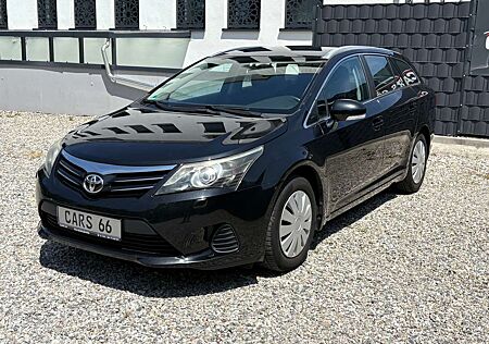 Toyota Avensis Basis
