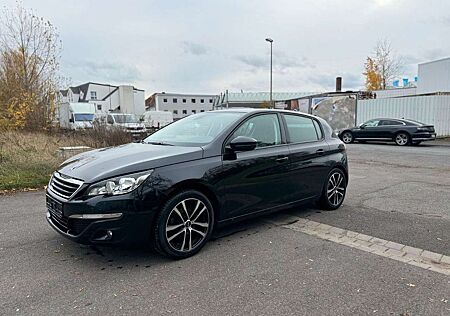 Peugeot 308 Active 131PS 1HAND