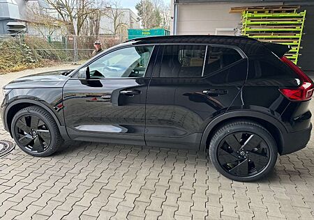 Volvo XC 40 XC40 Ultra Black Edition 2WD