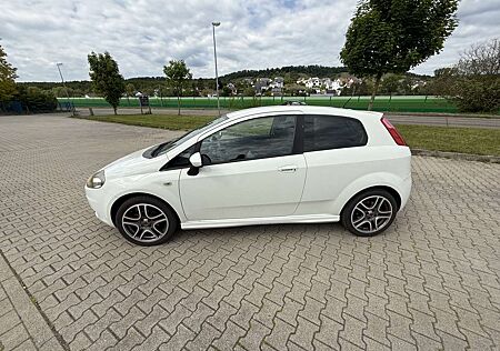 Fiat Punto 1.4 16V Sporting Mit TÜV