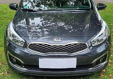 Kia Cee'd Ceed / Ceed 1.4 CVVT Dream-Team Edition