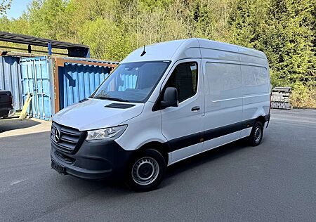 Mercedes-Benz Sprinter III 214 CDI FWD