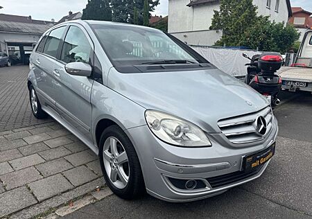 Mercedes-Benz B 200 B -Klasse *NRF*Sitzheiz.*Einparkhilfe