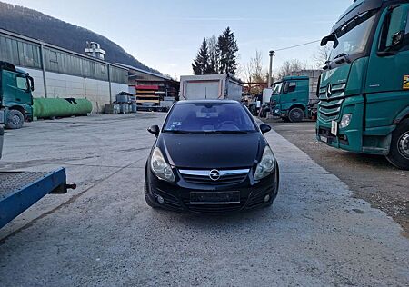 Opel Corsa 1.4 16V Innovation