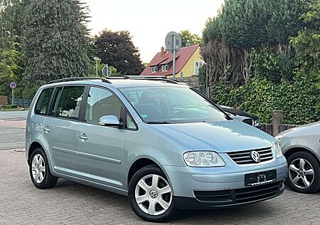 VW Touran Volkswagen 1.6 Automatik Klima SZH PDC Tempomat