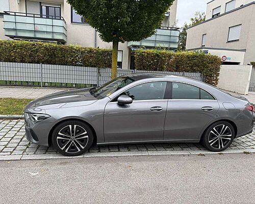 Mercedes-Benz CLA 200 CLA 200 7G-DCT Edition Progressive Line