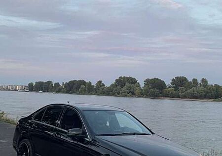 Mercedes-Benz C 350 w204 AMG optik tausch möglich
