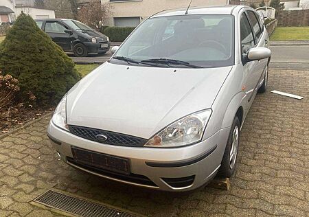Ford Focus 1.6 101 PS