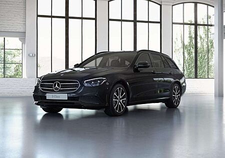 Mercedes-Benz E 220 d T Night+Schiebed.+AHK+Ambiente+LED+Kam