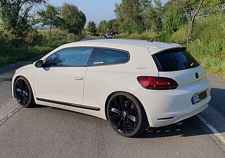 VW Scirocco Volkswagen 1.4 TSI Team