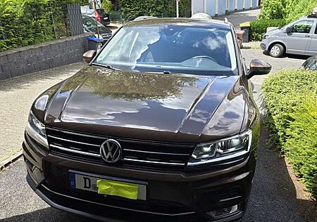 VW Tiguan Volkswagen 2.0 TDI SCR 4Motion (BlueMotion Techn.) DSG Highli