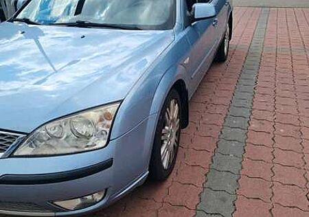 Ford Mondeo 2.0 Turnier TDCi DPF Ghia