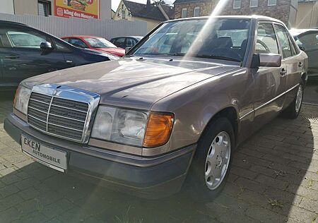 Mercedes-Benz E 220 gebraucht kaufen Mercedes-Benz E 220 E-Klasse Lim. Sportline Sitze / Gepflegt