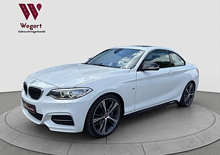 BMW 240 i*KEYLESS*MEMORY*RCAM*NAV-PROF*CARPLAY*