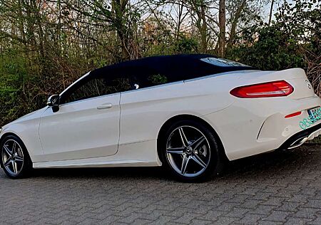Mercedes-Benz C 180 Cabrio AMG-Paket 18 Zoll Automatik/Kamera