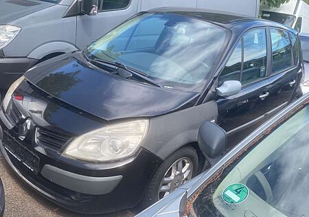 Renault Scenic 1.9 dCi FAP Aut. Avantage