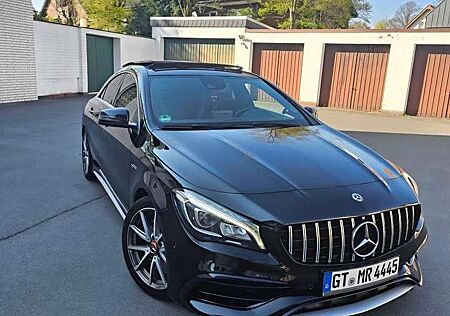 Mercedes-Benz CLA 45 AMG 4Matic Speedshift DCT 7G