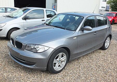 BMW 118i 118 NAVI SCHIEBEDACH ADVANTAGEPAKET PDC