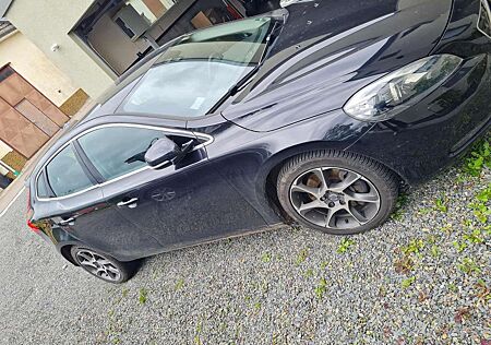 Volvo V40 D4Momentum
