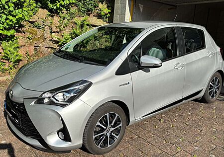 Toyota Yaris Hybrid Hybrid 1.5 VVT-i Team Deutschland