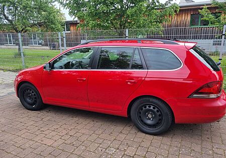 VW Golf Variant Volkswagen 1.6 TDI DPF BlueMotion Technology Sty