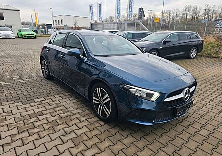 Mercedes-Benz A 180 PROGRESSIVE Rcam Keyless LED HIGT PERFORMA