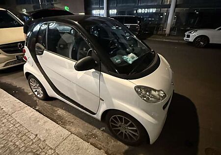 Smart ForTwo full ausatung/ bei intresse Bitte melden