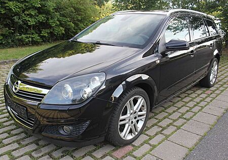Opel Astra 1.8 Caravan+NAVI+PDC+XENON+TEMP+SHZ