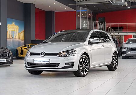 VW Golf Volkswagen VII Lim. Comfortline*BUSINESS*PANO*5-GANG*