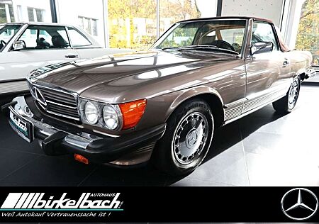 Mercedes-Benz SL 560