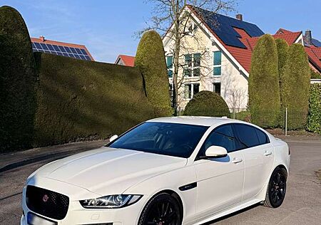 Jaguar XE 20d 180PS R-Sport Automatik