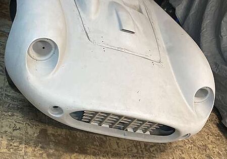 Triumph TR4 Devin