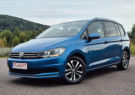VW Touran Volkswagen 2.0 TDI United, 7 Sitzer, Navi, AHK.
