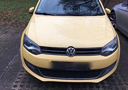 VW Golf Volkswagen 1.6 TDI DSG Polo