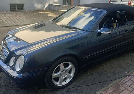 Mercedes-Benz CLK 230 Cabrio Kompressor Elegance