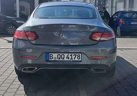 Mercedes-Benz C 200 Coupe 4Matic 9G-TRONIC