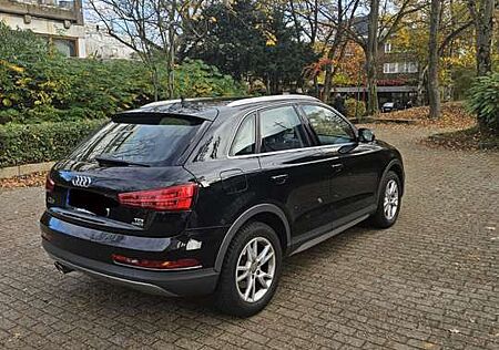 Audi Q3 2.0 TDI quattro S tronic sport