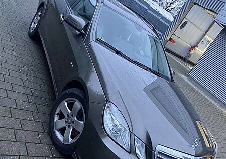 Mercedes-Benz E 200 CGI BlueEfficiency (212.248)