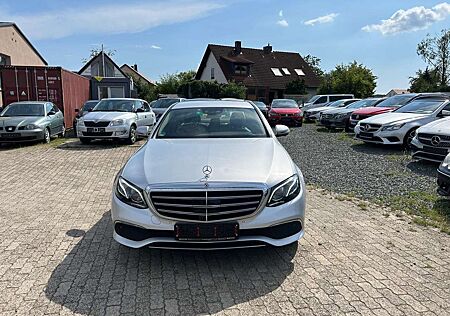 Mercedes-Benz E 220 d 4Matic Elegance Hed up