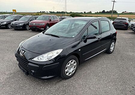 Peugeot 307 Tendance 1.6 Liter TÜV 06/2026 Euro4