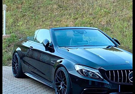Mercedes-Benz C 63 AMG Cabrio Speedshift 7G-MCT Edition 1