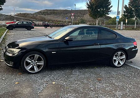 BMW 320i 320 Coupe